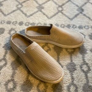Women's Tan Sonora Slip-On Shoes